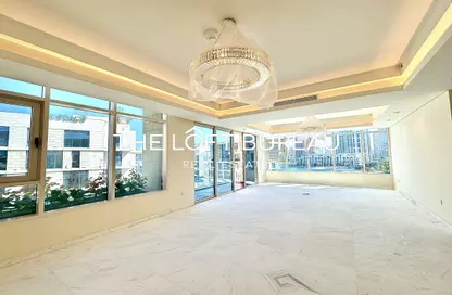 Duplex - 4 Bedrooms - 6 Bathrooms for sale in Gewan Island - The Pearl Island - Doha