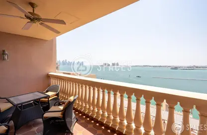 Apartment - 2 Bedrooms - 3 Bathrooms for rent in East Porto Drive - Porto Arabia - The Pearl Island - Doha