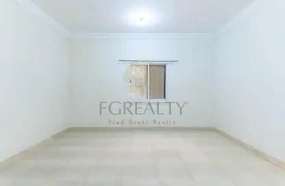 Apartment - 2 Bedrooms - 1 Bathroom for rent in Fereej Bin Mahmoud North - Fereej Bin Mahmoud - Doha