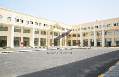 Shop - Studio - 1 Bathroom for rent in Sheikha Houda Compound - Al Gharrafa - Doha