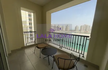 Apartment - 2 Bedrooms - 3 Bathrooms for rent in Viva West - Viva Bahriyah - The Pearl Island - Doha