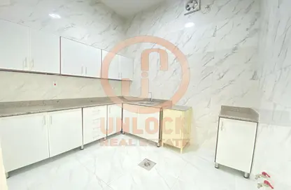 Apartment - 3 Bedrooms - 2 Bathrooms for rent in Al Kheesa - Al Kheesa - Umm Salal Mohammed