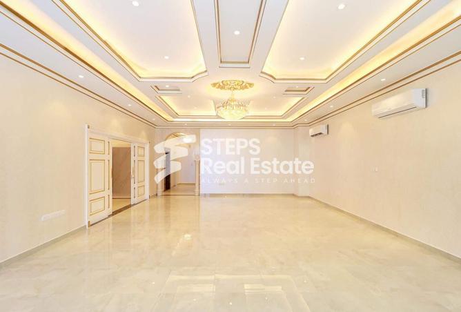 Villa - 7 Bedrooms - 6 Bathrooms for rent in Al Nuaija Street - Al Nuaija - Doha