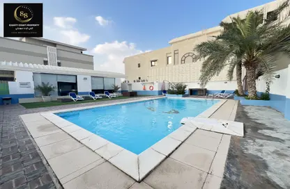 Compound - 5 Bedrooms - 4 Bathrooms for rent in New Salata - Salata - Doha