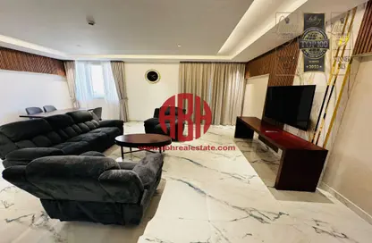 Apartment - 2 Bedrooms - 2 Bathrooms for rent in Asim Bin Omar Street - Al Mansoura - Doha