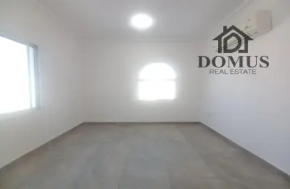 Apartment - 2 Bedrooms - 2 Bathrooms for rent in Hiteen Street - Al Muntazah - Doha