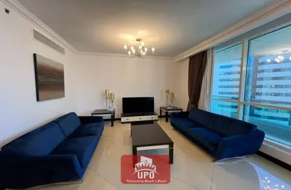 Apartment - 3 Bedrooms - 4 Bathrooms for rent in Palm Tower B - Palm Towers - West Bay - Doha