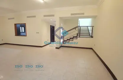 Villa - 3 Bedrooms - 3 Bathrooms for rent in Old Airport Road - Old Airport Road - Doha