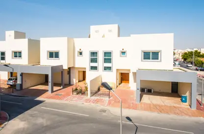 Compound - 3 Bedrooms - 3 Bathrooms for rent in Al Nasr Street - Al Nasr - Doha