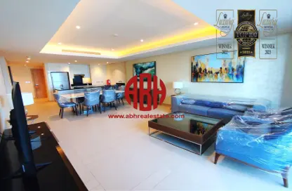 Apartment - 2 Bedrooms - 3 Bathrooms for rent in Tower 9 - Abraj Quartiers - The Pearl Island - Doha