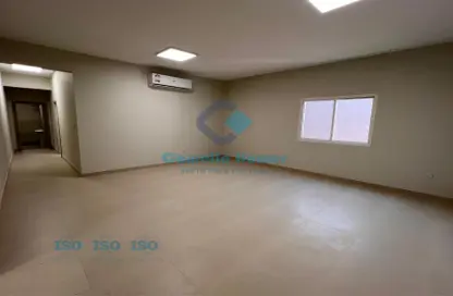 Apartment - 1 Bedroom - 1 Bathroom for rent in Old Salata - Salata - Doha