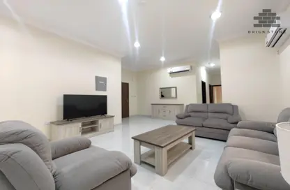 Apartment - 2 Bedrooms - 2 Bathrooms for rent in Al Sadd Road - Al Sadd - Doha