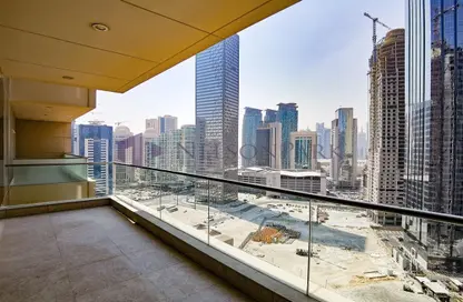 Apartment - 3 Bedrooms - 5 Bathrooms for rent in Kempinski Residences and Suites - West Bay - Doha