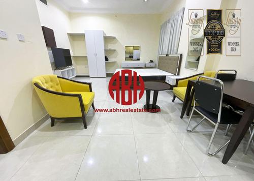 Studio - 1 bathroom for rent in Al Zubair Bakkar Street - Al Sadd - Doha