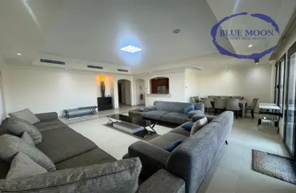 Apartment - 3 Bedrooms - 4 Bathrooms for rent in West Porto Drive - Porto Arabia - The Pearl Island - Doha