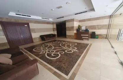 Apartment - 2 Bedrooms - 1 Bathroom for rent in Al Sadd Road - Al Sadd - Doha