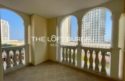 Apartment - 2 Bedrooms - 4 Bathrooms for rent in Viva Central - Viva Bahriyah - The Pearl Island - Doha