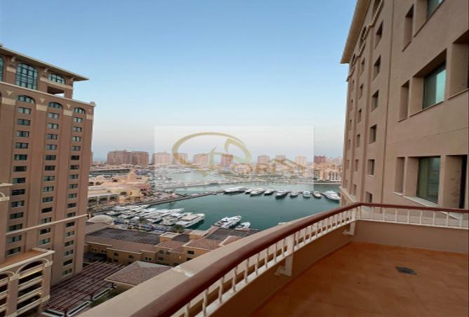 Apartment - 2 Bedrooms - 3 Bathrooms for sale in West Porto Drive - Porto Arabia - The Pearl Island - Doha