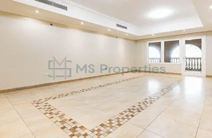 Apartment - 1 Bedroom - 2 Bathrooms for sale in West Porto Drive - Porto Arabia - The Pearl Island - Doha