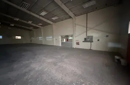 Warehouse - Studio - 1 Bathroom for rent in Industrial Area 5 - Industrial Area - Industrial Area - Doha