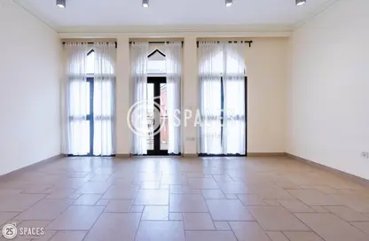 Apartment - 1 Bedroom - 2 Bathrooms for sale in Gondola - Qanat Quartier - The Pearl Island - Doha