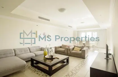 Apartment - 2 Bedrooms - 3 Bathrooms for rent in West Porto Drive - Porto Arabia - The Pearl Island - Doha