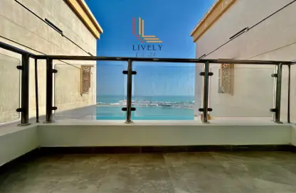 Apartment - 2 Bedrooms - 3 Bathrooms for rent in Marina Tower 23 - Marina District - Lusail