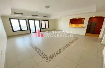 Apartment - 3 Bedrooms - 3 Bathrooms for rent in West Porto Drive - Porto Arabia - The Pearl Island - Doha