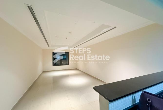 Apartment - Studio - 1 Bathroom for sale in West Porto Drive - Porto Arabia - The Pearl Island - Doha