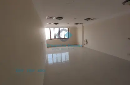 Apartment - 2 Bedrooms - 2 Bathrooms for rent in Al Sadd Road - Al Sadd - Doha