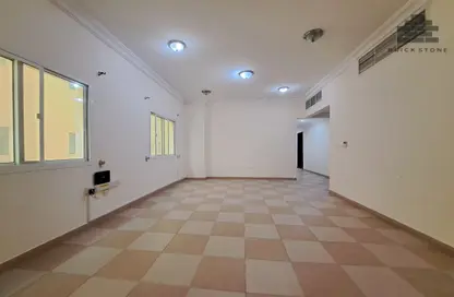 Apartment - 2 Bedrooms - 2 Bathrooms for rent in Fereej Bin Mahmoud South - Fereej Bin Mahmoud - Doha