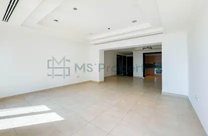 Apartment - 1 Bedroom - 2 Bathrooms for rent in West Porto Drive - Porto Arabia - The Pearl Island - Doha