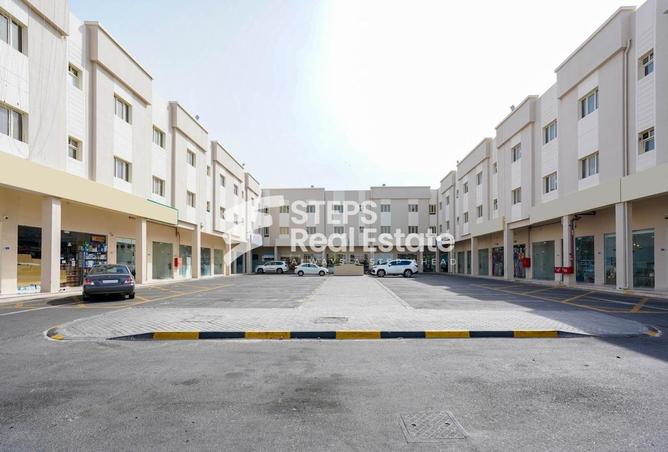 Shop - Studio for rent in Zekreet Street - Al Kharaitiyat - Umm Salal Mohammed