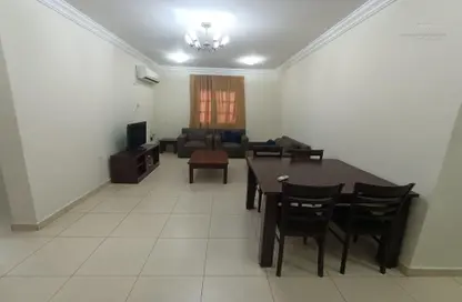 Apartment - 2 Bedrooms - 2 Bathrooms for rent in Al Mansoura - Al Mansoura - Doha