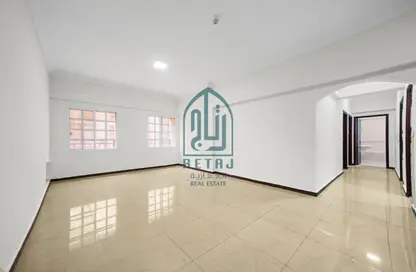 Apartment - 2 Bedrooms - 2 Bathrooms for rent in Al Sadd Road - Al Sadd - Doha