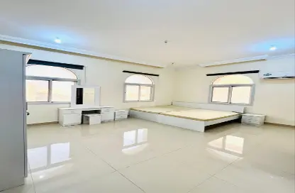 Villa - 2 Bedrooms - 2 Bathrooms for rent in Al Wukair - Al Wukair - Al Wakra