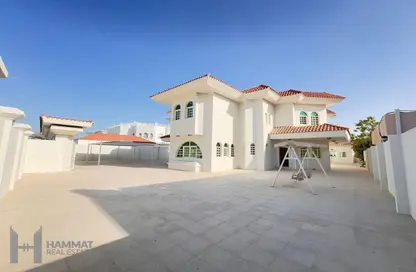 Villa - 6 Bedrooms for rent in Al Thumama - Doha