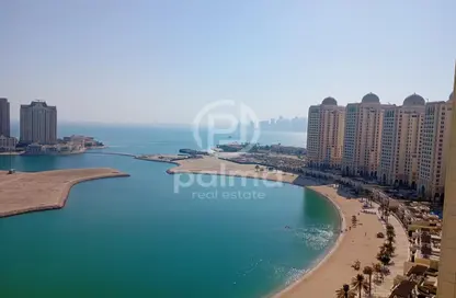 Apartment - 2 Bedrooms - 3 Bathrooms for rent in Viva West - Viva Bahriyah - The Pearl Island - Doha