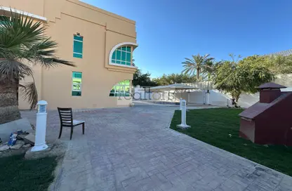 Villa - 5 Bedrooms - 5 Bathrooms for rent in West Bay Villas - West Bay - West Bay - Doha