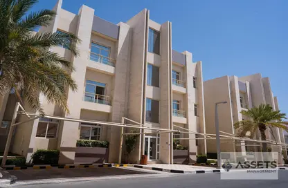 Compound - 2 Bedrooms - 3 Bathrooms for rent in La Verna Compound - Muraikh - AlMuraikh - Doha