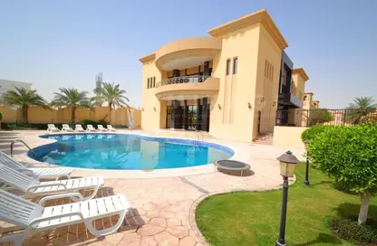 Compound - 5 Bedrooms - 5 Bathrooms for rent in Muraikh - AlMuraikh - Doha