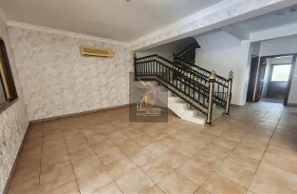 Compound - 3 Bedrooms - 4 Bathrooms for rent in Al Nuaija Street - Al Hilal West - Al Hilal - Doha