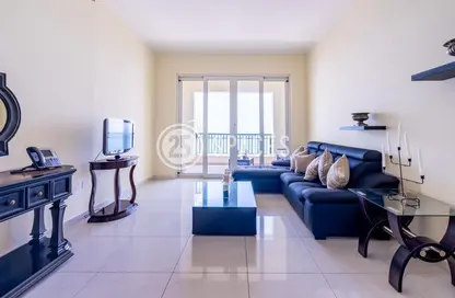 Apartment - 2 Bedrooms - 3 Bathrooms for rent in Viva East - Viva Bahriyah - The Pearl Island - Doha