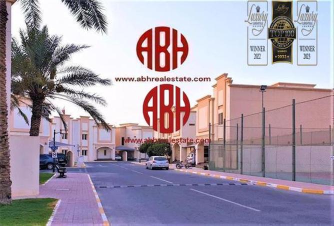 Villa - 3 Bedrooms - 5 Bathrooms for rent in Al Dana st - Muraikh - AlMuraikh - Doha