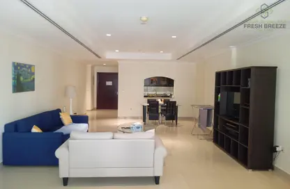 Apartment - 1 Bathroom for rent in Sabban Towers - Porto Arabia - The Pearl Island - Doha