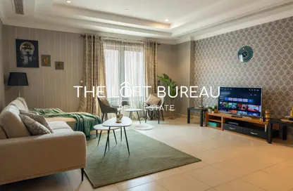 Apartment - 1 Bedroom - 2 Bathrooms for rent in West Porto Drive - Porto Arabia - The Pearl Island - Doha