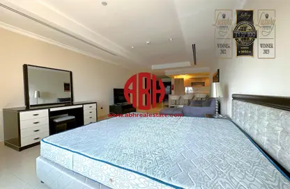 Apartment - 1 Bathroom for rent in Tower 18 - Porto Arabia - The Pearl Island - Doha