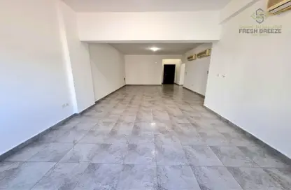 Apartment - 2 Bedrooms - 2 Bathrooms for rent in Fereej Bin Mahmoud South - Fereej Bin Mahmoud - Doha