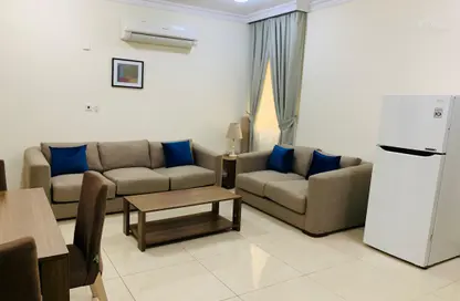 Apartment - 1 Bedroom - 2 Bathrooms for rent in Doha Al Jadeed - Doha