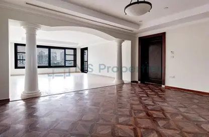 Townhouse - 2 Bedrooms - 3 Bathrooms for rent in East Porto Drive - Porto Arabia - The Pearl Island - Doha